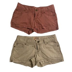 Juniors Size 5 Khaki Shorts